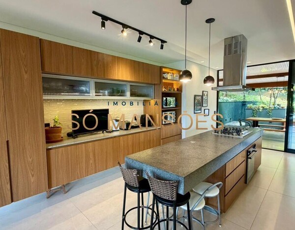 CASA DE 372M² À VENDA NO CONDOMÍNIO BOA VISTA EM BRUMADINHO.