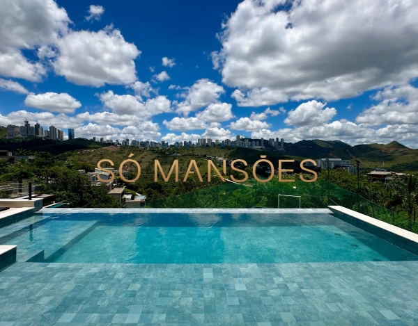 Casa Exclusiva de 420 m² à Venda com 2 Suítes e Espaço Gourmet no Vale dos Cristais, Nova Lima - MG