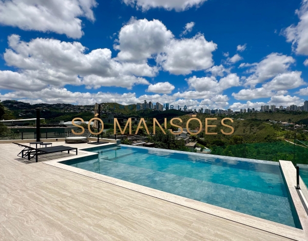 Casa Exclusiva de 420 m² à Venda com 2 Suítes e Espaço Gourmet no Vale dos Cristais, Nova Lima - MG