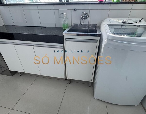 COBERTURA TRIPLEX DE LUXO COM VISTA DEFINITIVA PRÓXIMA AO COLÉGIO BATISTA MINEIRO