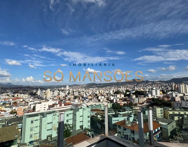 COBERTURA TRIPLEX DE LUXO COM VISTA DEFINITIVA PRÓXIMA AO COLÉGIO BATISTA MINEIRO
