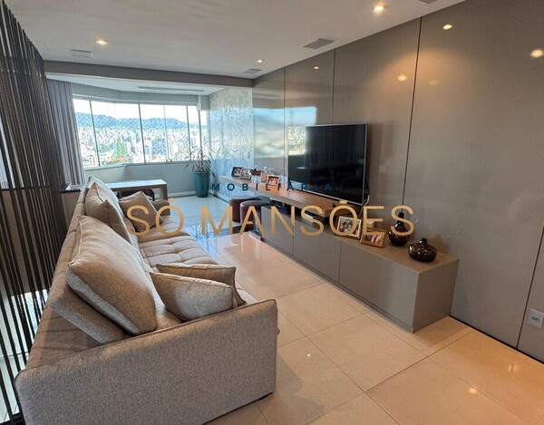 COBERTURA TRIPLEX DE LUXO COM VISTA DEFINITIVA PRÓXIMA AO COLÉGIO BATISTA MINEIRO