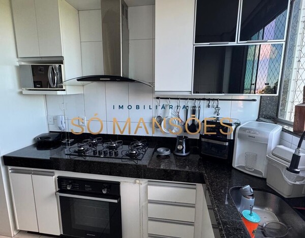 COBERTURA TRIPLEX DE LUXO COM VISTA DEFINITIVA PRÓXIMA AO COLÉGIO BATISTA MINEIRO