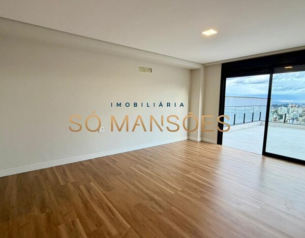 CASA DE ALTO PADRÃO À VENDA NO BURITIS EM CONDOMÍNIO FECHADO COM VISTA DEFINITIVA