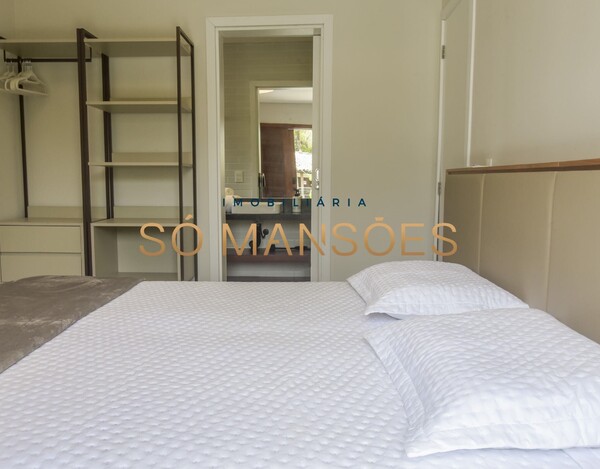 CASA À VENDA NO CONDOMÍNIO ANGATU EM ARRAIAL D’AJUDA A 80 METROS DA PRAIA.