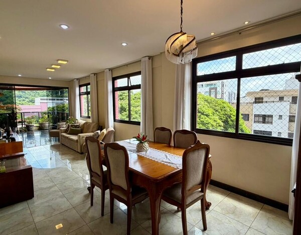 APARTAMENTO DE 146 M² À VENDA NO CORAÇÃO EUCARÍSTICO COM VARANDA E 3 VAGAS.