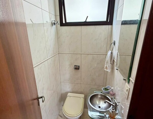 APARTAMENTO DE 146 M² À VENDA NO CORAÇÃO EUCARÍSTICO COM VARANDA E 3 VAGAS.