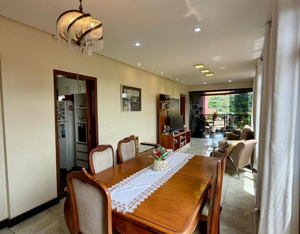 APARTAMENTO DE 146 M² À VENDA NO CORAÇÃO EUCARÍSTICO COM VARANDA E 3 VAGAS.