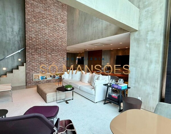 APARTAMENTO DUPLEX IMPECÁVEL COM PROJETO ASSINADO POR ELIANE PINHEIRO E VISTA DESLUMBRANTE.