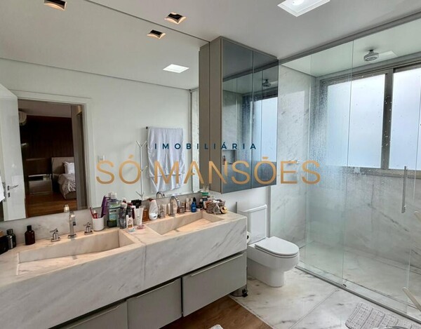 CASA DE 487 M² À VENDA NO VILA ALPINA COM VISTA DEFINITIVA.