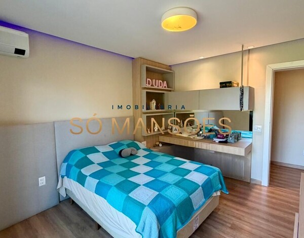 CASA DE 400 M² À VENDA NO CONDOMÍNIO BOSQUE DA RIBEIRA.