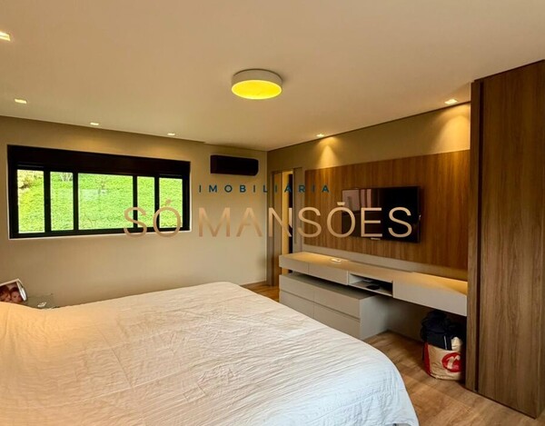 CASA DE 400 M² À VENDA NO CONDOMÍNIO BOSQUE DA RIBEIRA.