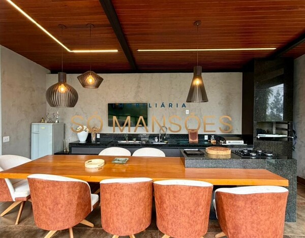 CASA DE 400 M² À VENDA NO CONDOMÍNIO BOSQUE DA RIBEIRA.