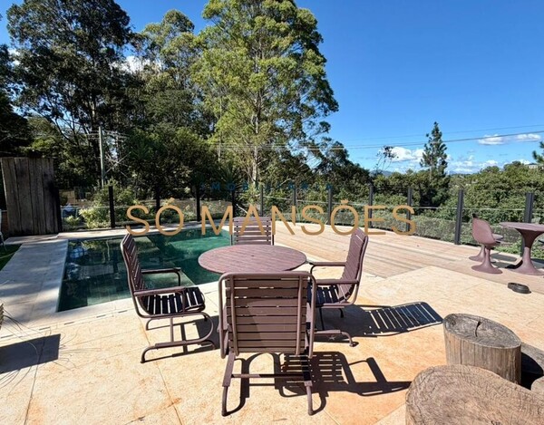 CASA DE 400 M² À VENDA NO CONDOMÍNIO BOSQUE DA RIBEIRA.