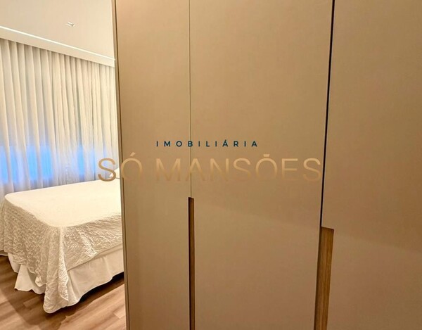 CASA MOBILIADA DE 358 M² À VENDA EM CONDOMÍNIO FECHADO DENTRO DE BH.