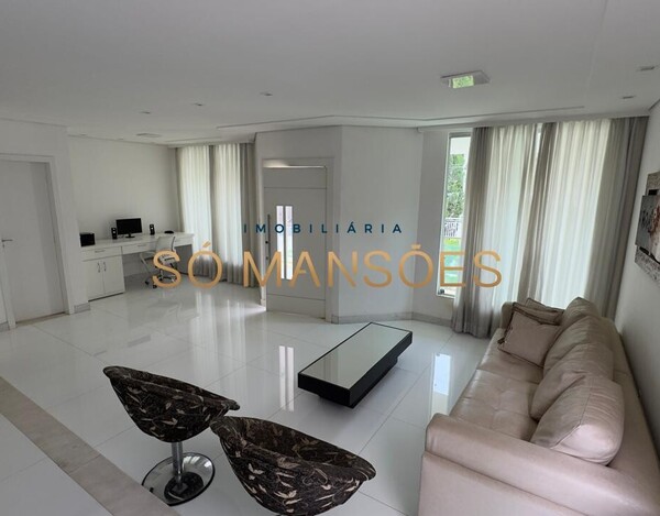 CASA À VENDA NO CONDOMÍNIO FAZENDA DA SERRA NA PAMPULHA.