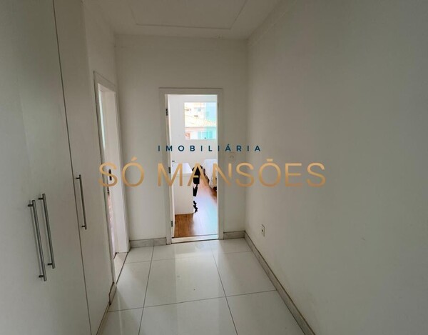 CASA À VENDA NO CONDOMÍNIO FAZENDA DA SERRA NA PAMPULHA.