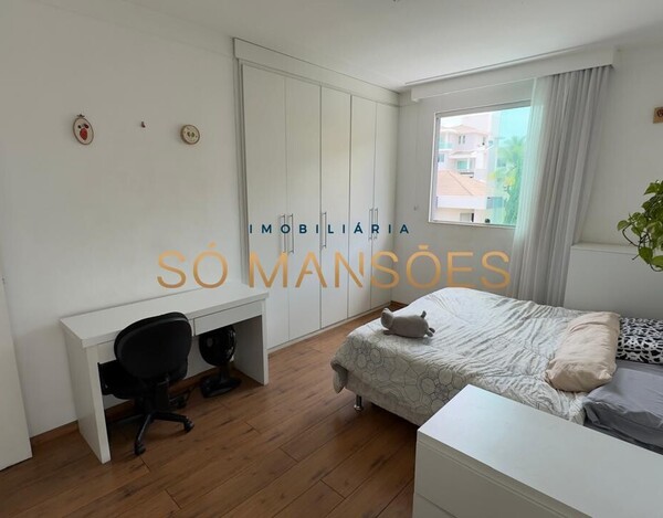 CASA À VENDA NO CONDOMÍNIO FAZENDA DA SERRA NA PAMPULHA.