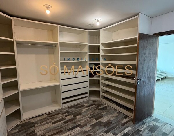 CASA DE 316m² À VENDA NO CONDOMÍNIO VILLAGE TERRASSE.