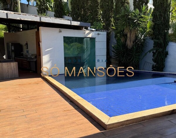 CASA DE 316m² À VENDA NO CONDOMÍNIO VILLAGE TERRASSE.