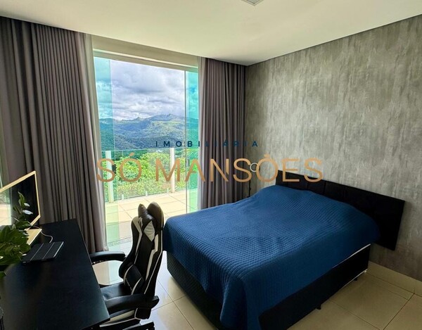 CASA DE 331M² À VENDA NO CONDOMÍNIO MIRANTE DA MATA.