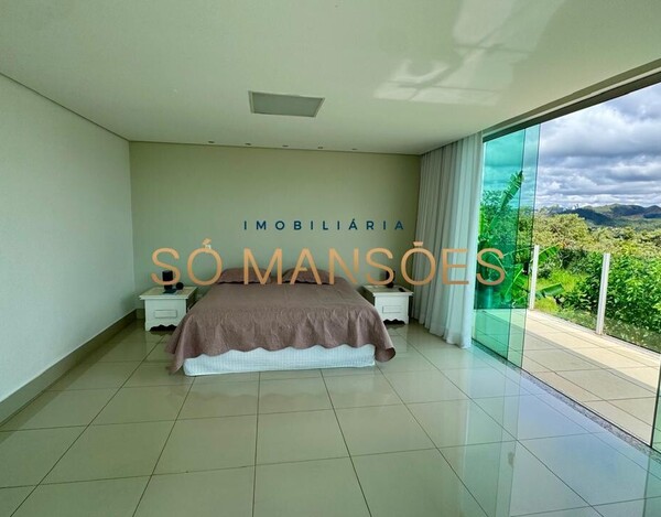 CASA DE 331M² À VENDA NO CONDOMÍNIO MIRANTE DA MATA.