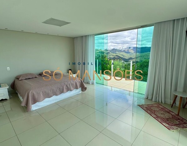 CASA DE 331M² À VENDA NO CONDOMÍNIO MIRANTE DA MATA.