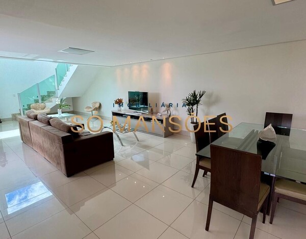 CASA DE 331M² À VENDA NO CONDOMÍNIO MIRANTE DA MATA.