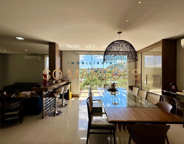 Casa de 561m² à venda no Vale dos Cristais