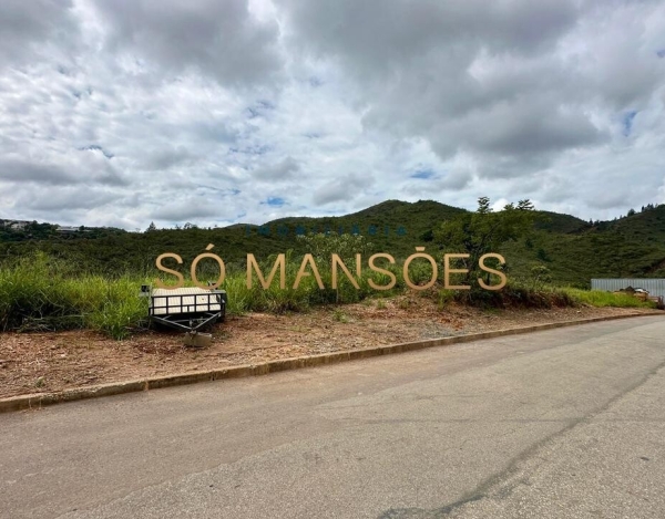 Lote de 1.293 m² à Venda com Vista Definitiva no Vila Del Rey, Nova Lima - MG