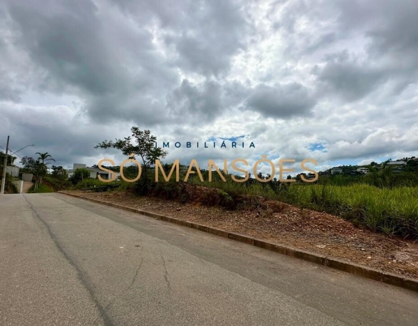 Lote de 1.293 m² à Venda com Vista Definitiva no Vila Del Rey, Nova Lima - MG