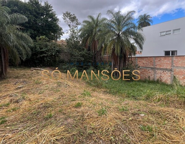 LOTE DE 497M² À VENDA NO CONDOMÍNIO PORTAL DO SOL EM CONTAGEM.
