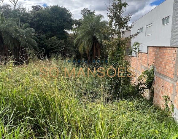 LOTE DE 497M² À VENDA NO CONDOMÍNIO PORTAL DO SOL EM CONTAGEM.