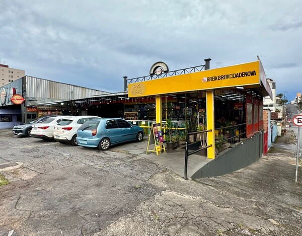 LOTE DE ESQUINA À VENDA NA AVENIDA CRISTIANO MACHADO – BAIRRO SAGRADA FAMÍLIA