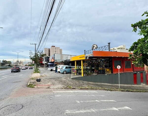 LOTE DE ESQUINA À VENDA NA AVENIDA CRISTIANO MACHADO – BAIRRO SAGRADA FAMÍLIA
