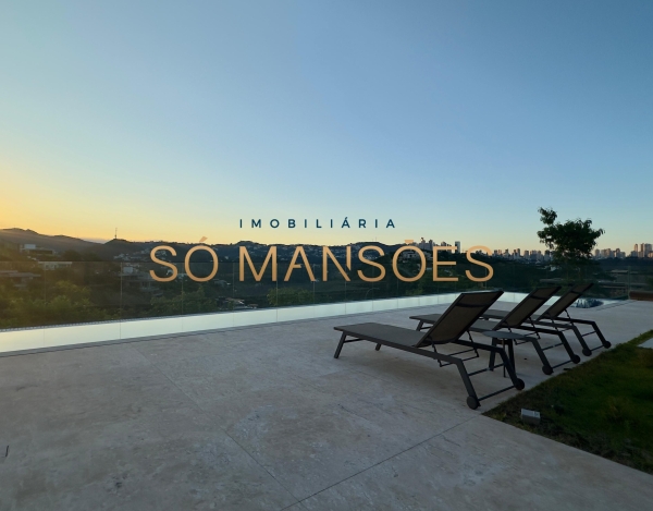 Casa Exclusiva de 722 m² à Venda com 4 Suítes e Vista Espetacular no Vale dos Cristais, Nova Lima - MG