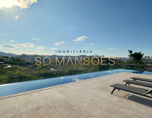 Casa Exclusiva de 722 m² à Venda com 4 Suítes e Vista Espetacular no Vale dos Cristais, Nova Lima - MG