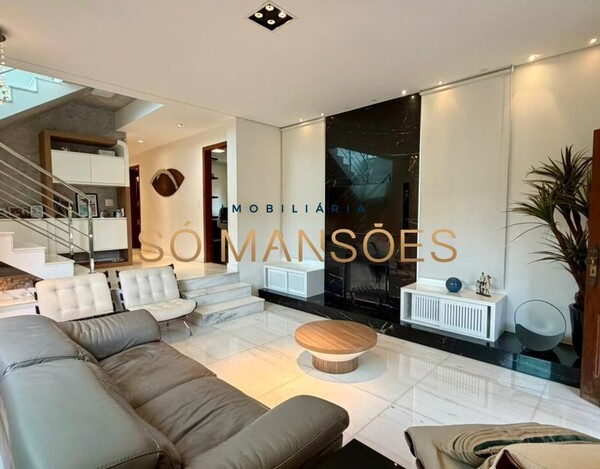 CASA DE 300m ² À VENDA NO CONDOMÍNIO VILA ALPINA.