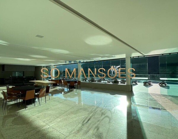 COBERTURA IMPECÁVEL À VENDA NO VALE DOS CRISTAIS – 445 M² E VISTA DESLUMBRANTE.