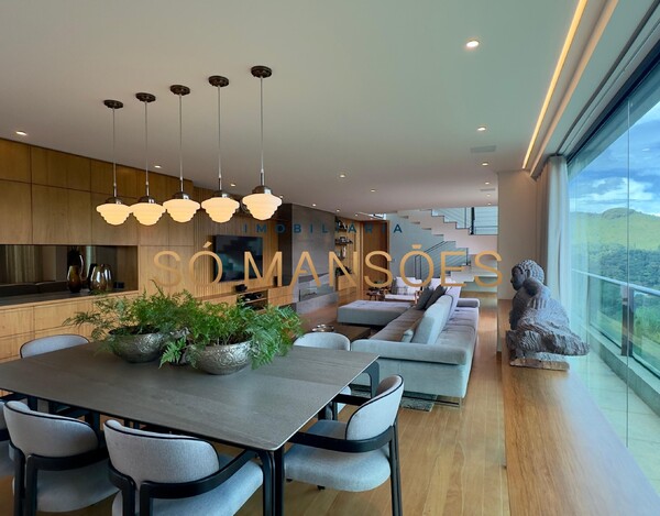 COBERTURA IMPECÁVEL À VENDA NO VALE DOS CRISTAIS – 445 M² E VISTA DESLUMBRANTE.