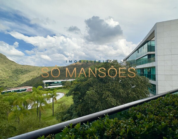 COBERTURA IMPECÁVEL À VENDA NO VALE DOS CRISTAIS – 445 M² E VISTA DESLUMBRANTE.