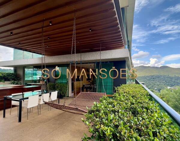 COBERTURA IMPECÁVEL À VENDA NO VALE DOS CRISTAIS – 445 M² E VISTA DESLUMBRANTE.