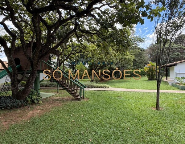 CASA À VENDA NO CONDOMÍNIO ESTÂNCIA DAS AMENDOEIRAS – TERRENO DE 5.000 M² E LAZER COMPLETO EM LAGOA SANTA.