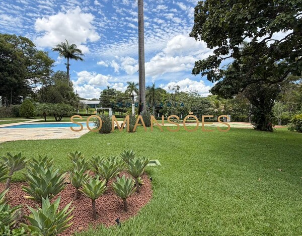 CASA À VENDA NO CONDOMÍNIO ESTÂNCIA DAS AMENDOEIRAS – TERRENO DE 5.000 M² E LAZER COMPLETO EM LAGOA SANTA.