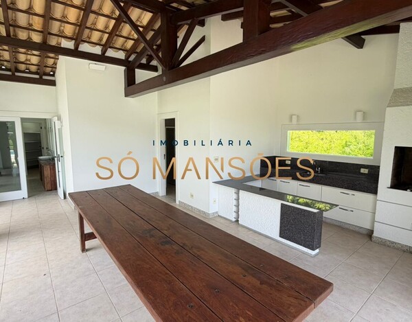 CASA À VENDA NO CONDOMÍNIO ESTÂNCIA DAS AMENDOEIRAS – TERRENO DE 5.000 M² E LAZER COMPLETO EM LAGOA SANTA.