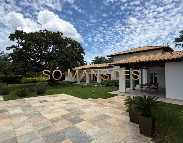 CASA À VENDA NO CONDOMÍNIO ESTÂNCIA DAS AMENDOEIRAS – TERRENO DE 5.000 M² E LAZER COMPLETO EM LAGOA SANTA.