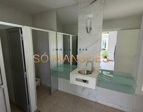 CASA À VENDA NO CONDOMÍNIO ESTÂNCIA DAS AMENDOEIRAS – TERRENO DE 5.000 M² E LAZER COMPLETO EM LAGOA SANTA.