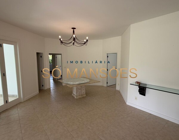 CASA À VENDA NO CONDOMÍNIO ESTÂNCIA DAS AMENDOEIRAS – TERRENO DE 5.000 M² E LAZER COMPLETO EM LAGOA SANTA.