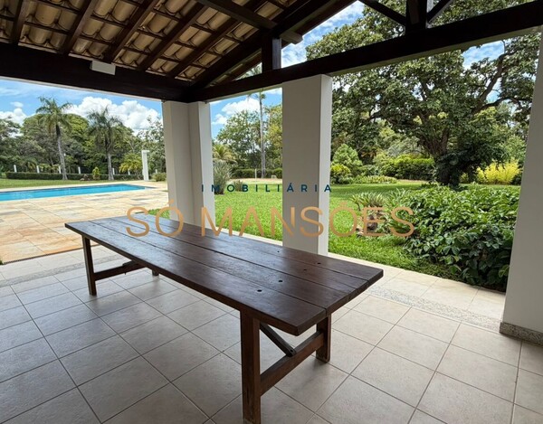 CASA À VENDA NO CONDOMÍNIO ESTÂNCIA DAS AMENDOEIRAS – TERRENO DE 5.000 M² E LAZER COMPLETO EM LAGOA SANTA.