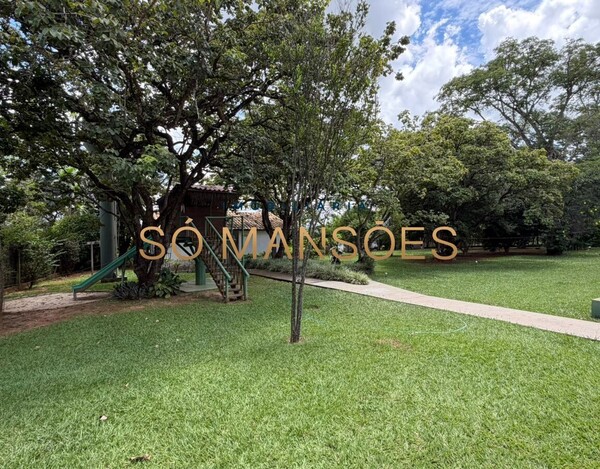 CASA À VENDA NO CONDOMÍNIO ESTÂNCIA DAS AMENDOEIRAS – TERRENO DE 5.000 M² E LAZER COMPLETO EM LAGOA SANTA.